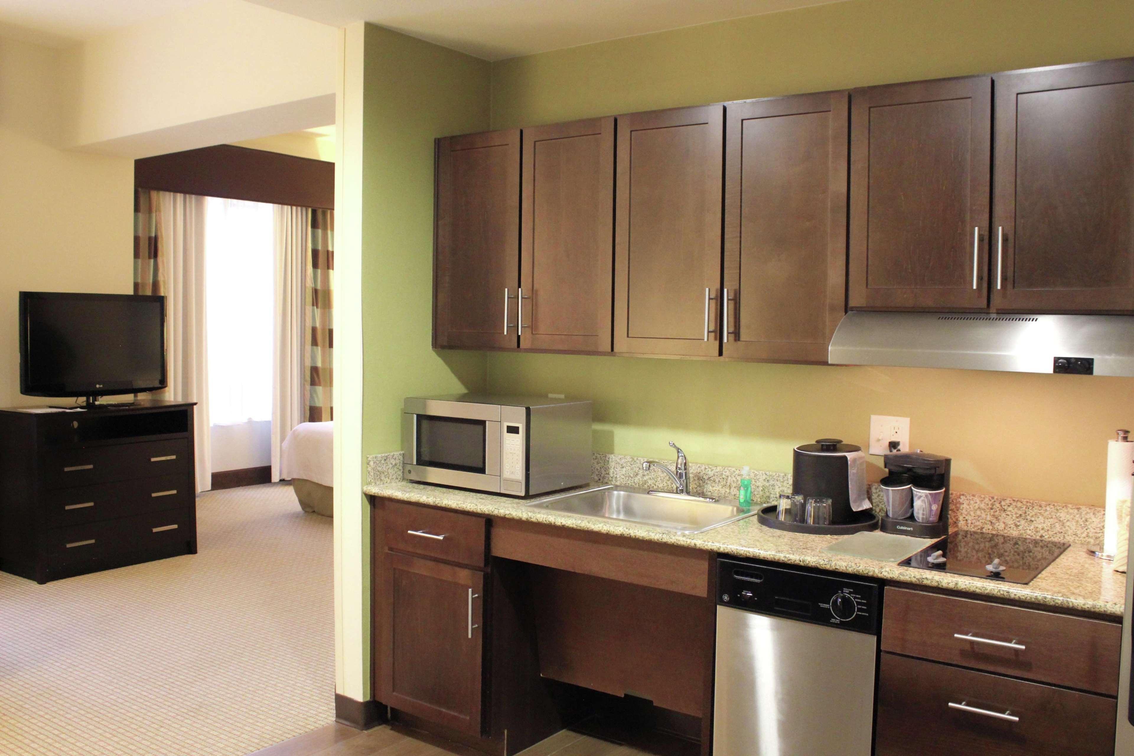 Homewood Suites By Hilton Victoria Exterior photo
